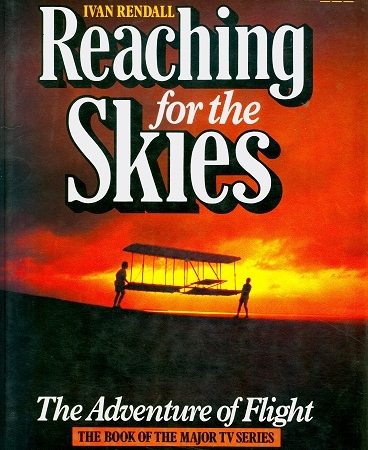 Secondhand Used Book - REACHING FOR THE SKIES by Ivan Rendall
